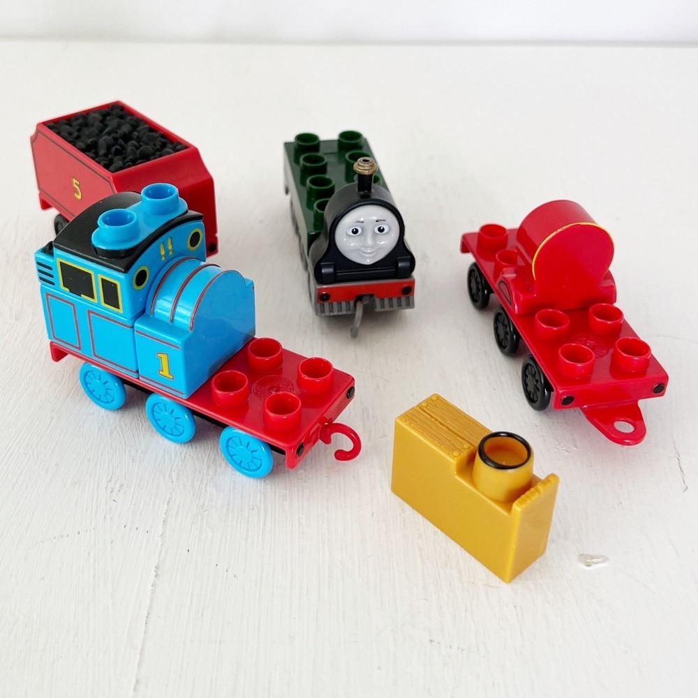 Mega Bloks Thomas the Tank Engine Multicolor Building Toy Parts Lot